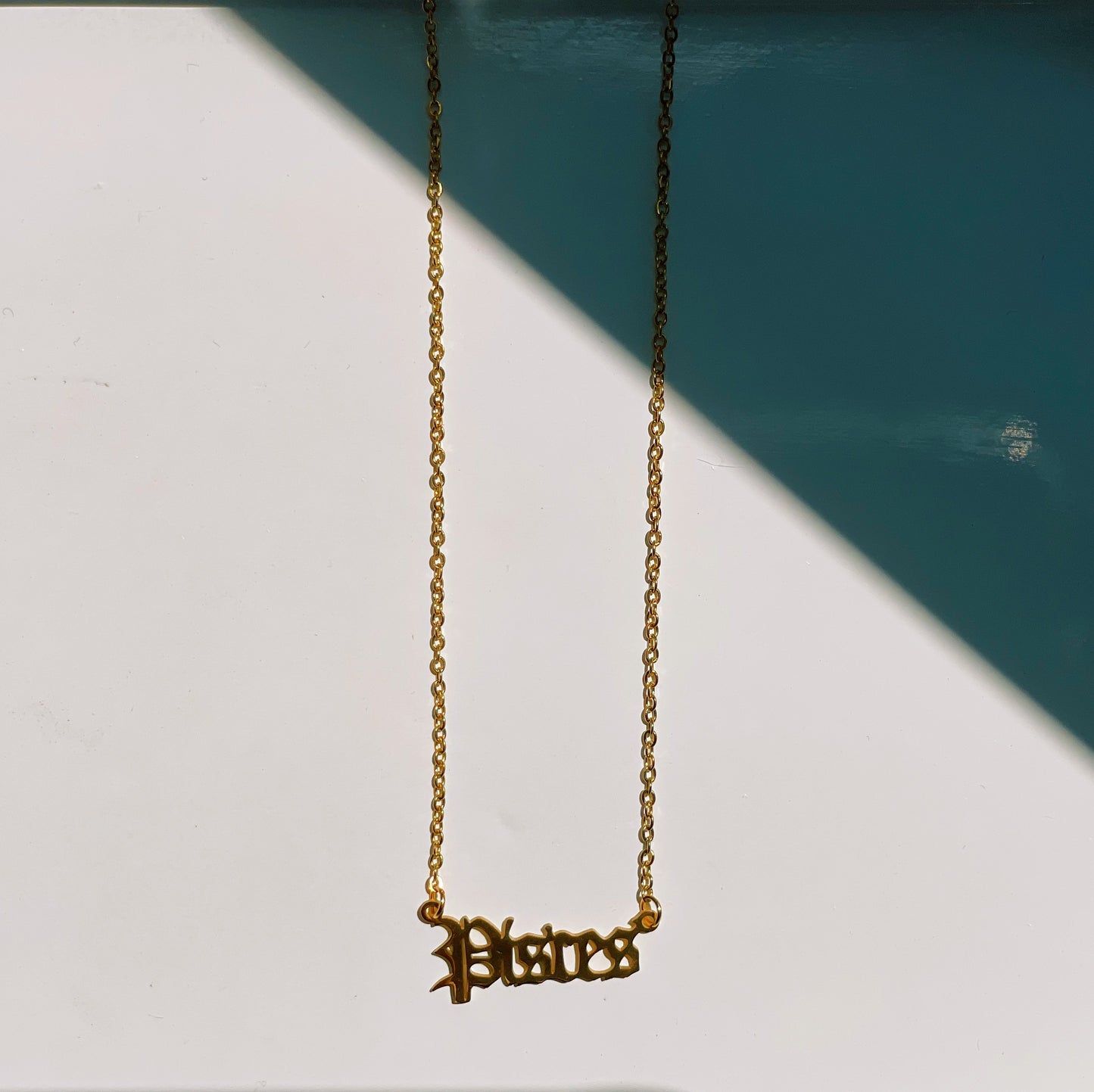 Pisces Zodiac Nameplate Necklace - CELESTE SOL Jewelry